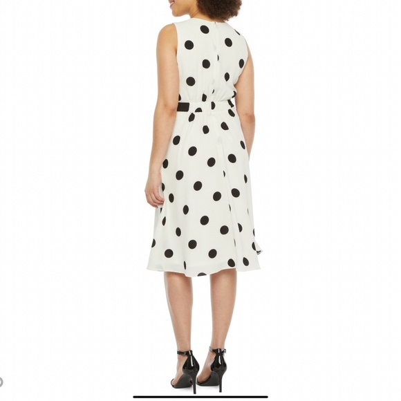 Studio 1 Sleeveless Polka Dot Fit & Flare Dress - Picture 2 of 2